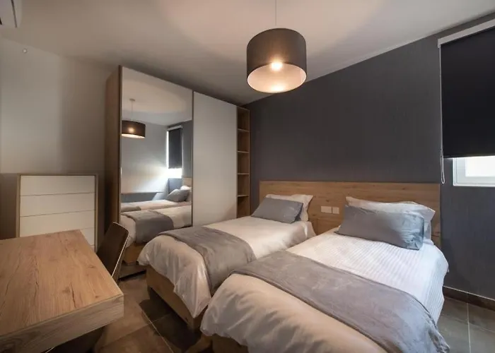 Luna Апартаменты *